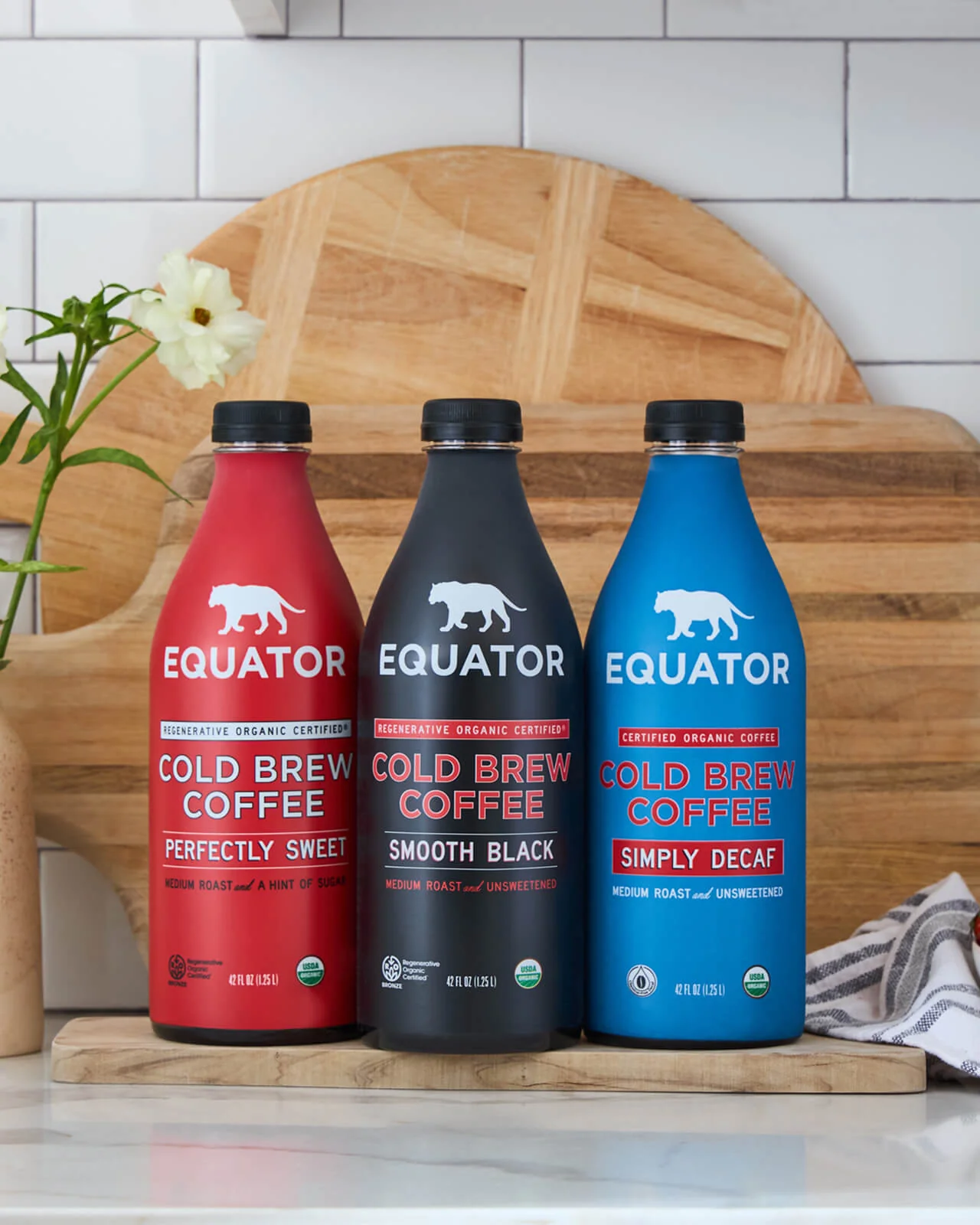Smooth Black Organic Cold Brew - 42oz - Image 8